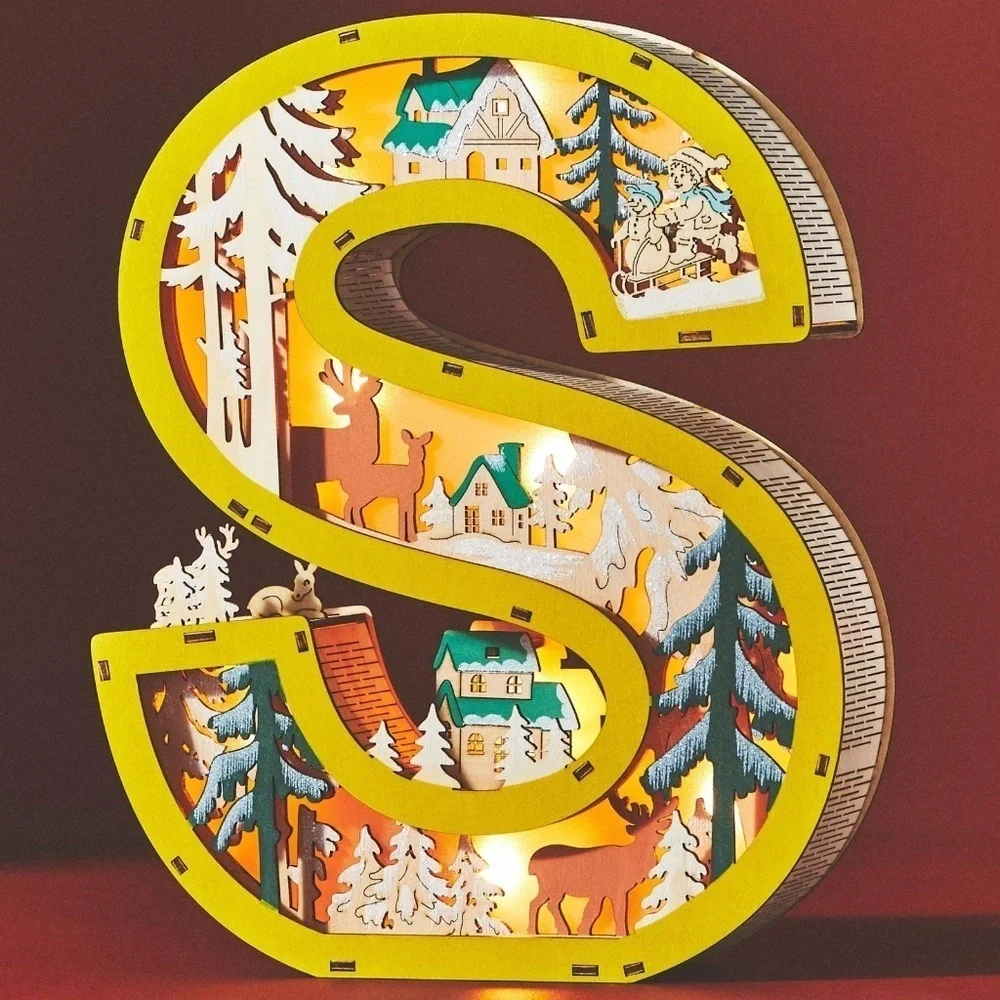 Anthropologie Monogram Wonderland Light-Up Scene Letter S